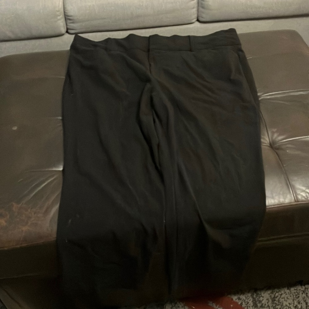 Black, APT.9,  woman’s pants size 22w